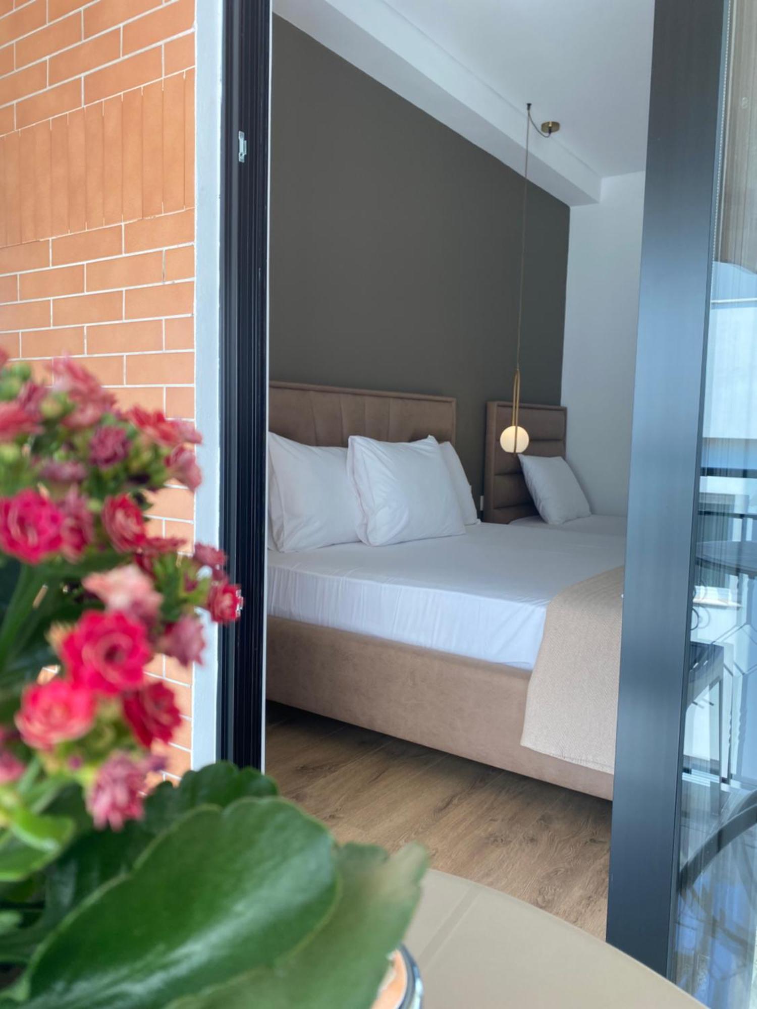 Augusto Rooms Sarandë Exterior foto